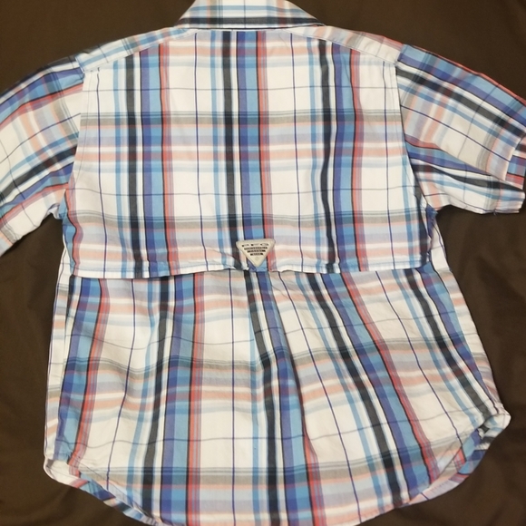 Boy's button up shirt - Picture 2 of 3